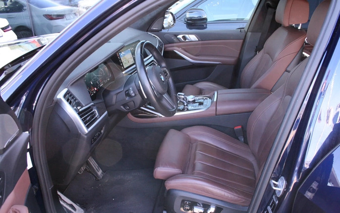 BMW X7 cena 399900 przebieg: 59900, rok produkcji 2021 z Szczecinek małe 352